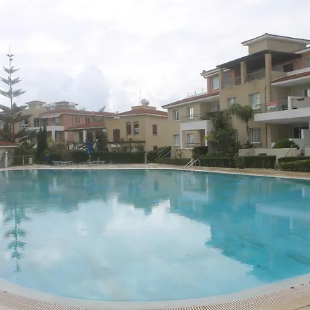 Cozy Anthea Holiday Paphos Apartament